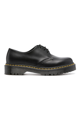 black-leather-lace-up-shoes