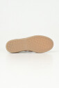 baskets-en-cuir-blanc-avec-rivet-dore