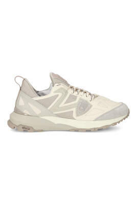 baskets-rocx-running