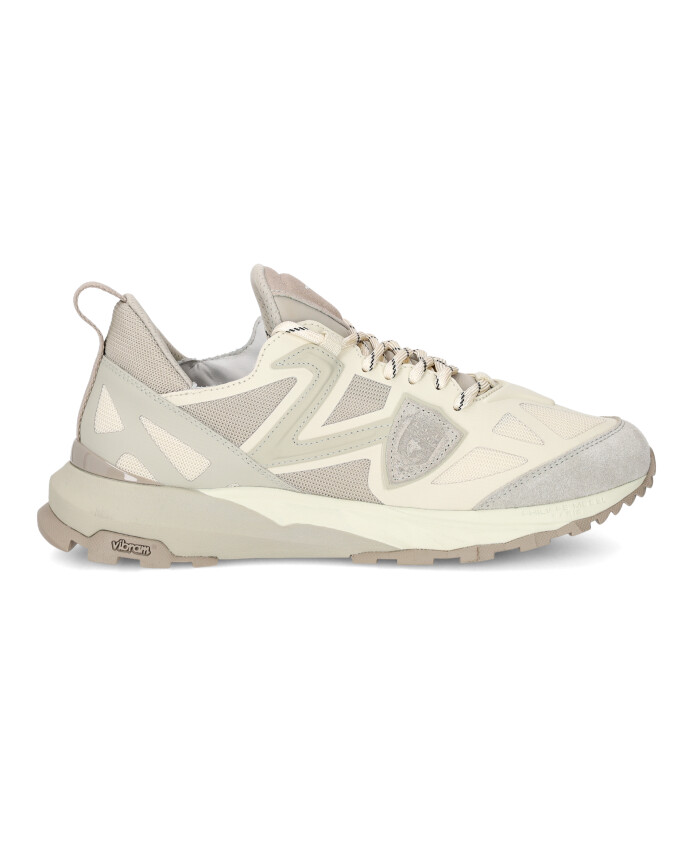 baskets-rocx-running