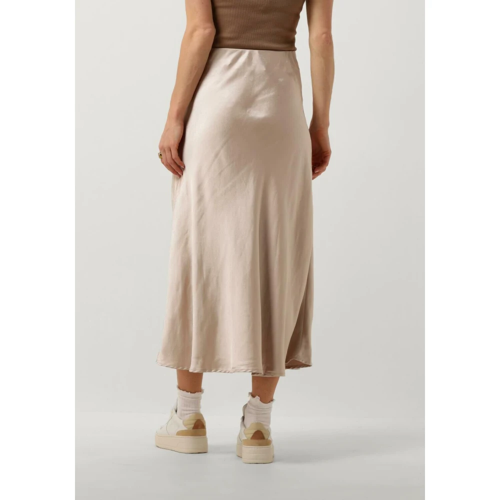 Notre-v Dames Rokken Satin Skirt Beige Dames