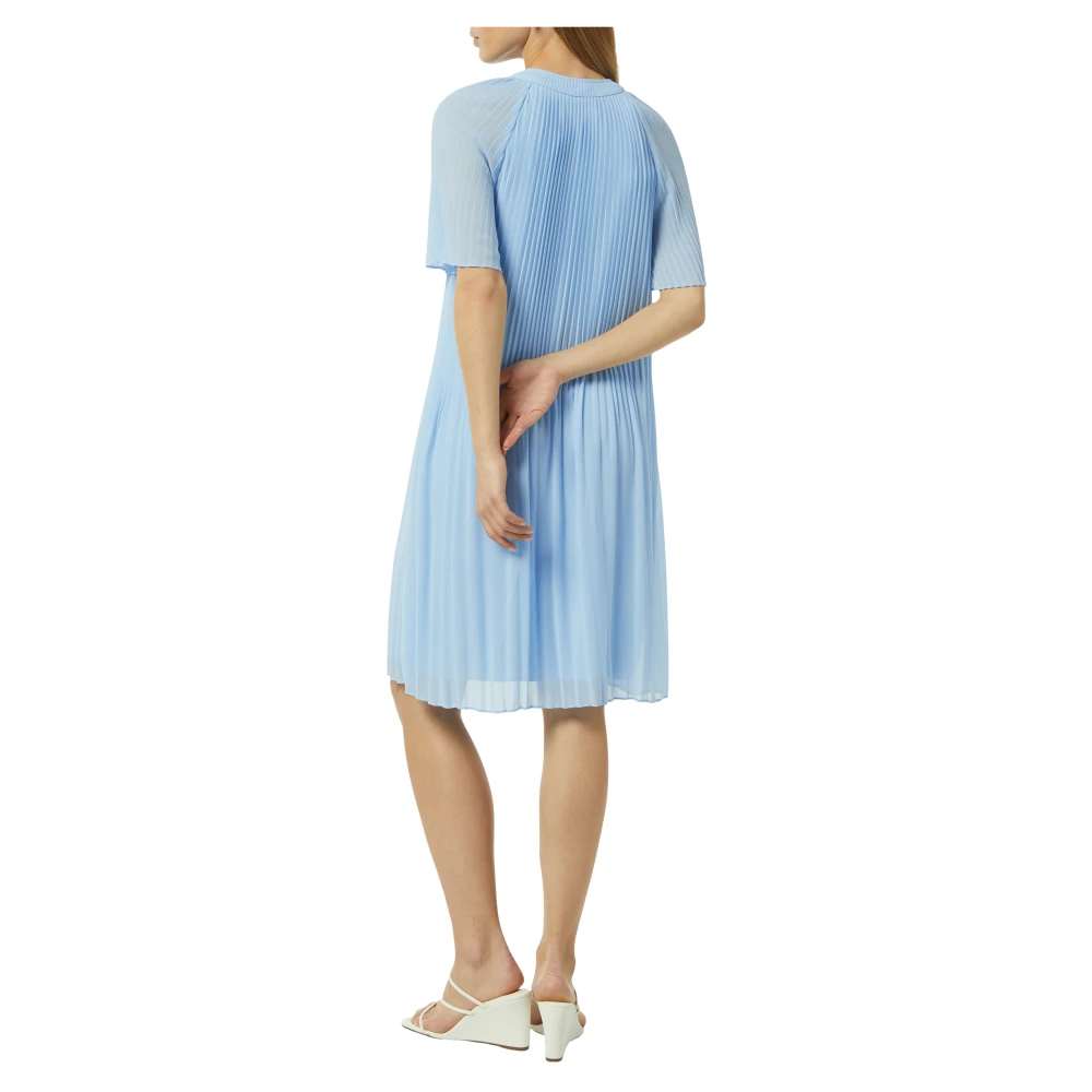 comma Stromende Geplisseerde Jurk van Chiffon Blue Dames