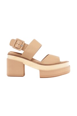 stiliga-sommar-sandaler-for-kvinnor