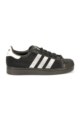 black-flat-shoes-superstar-ii