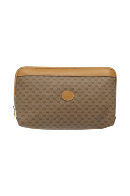 pre-owned-leather-clutches