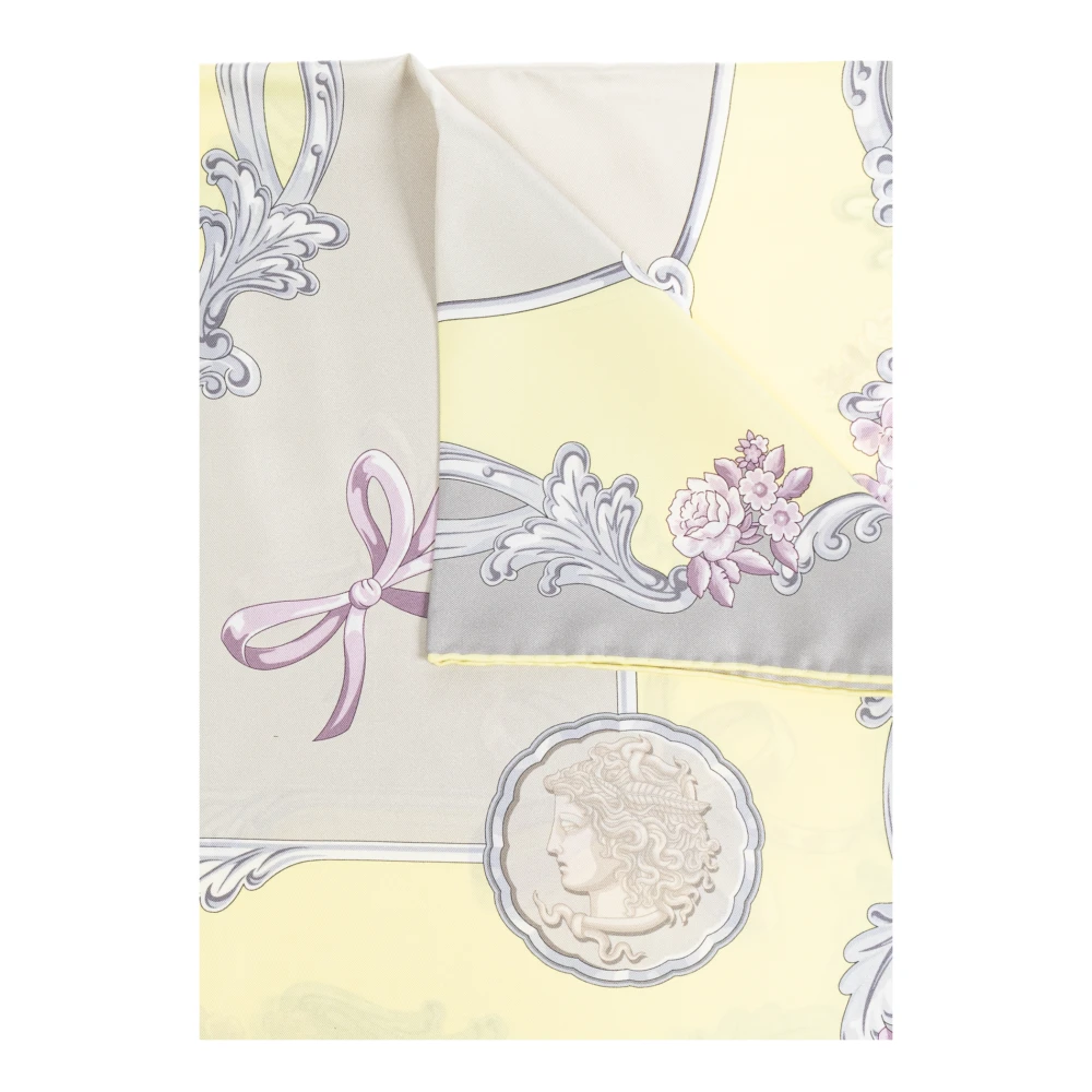 Versace Zijden sjaal met Medusa Cameo-print Multicolor Unisex
