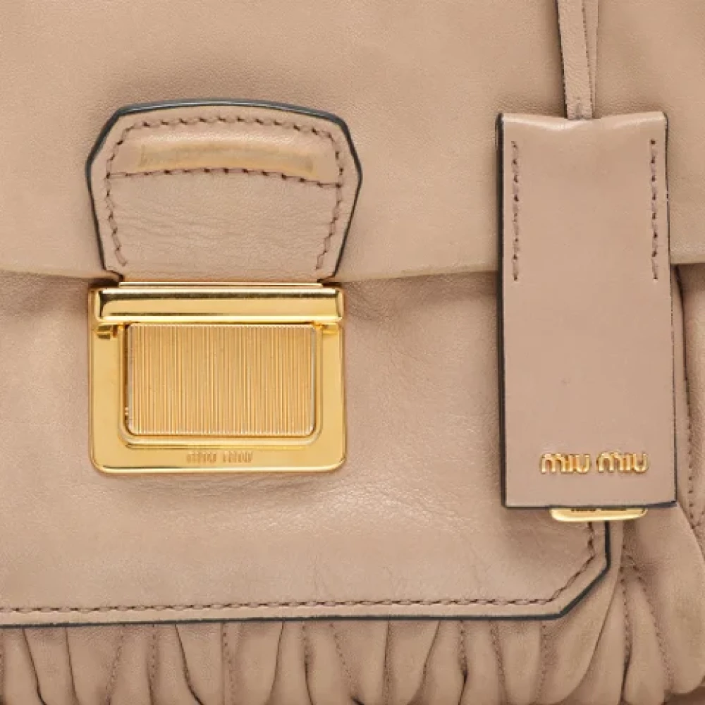 Miu Pre-owned Leather handbags Beige Dames