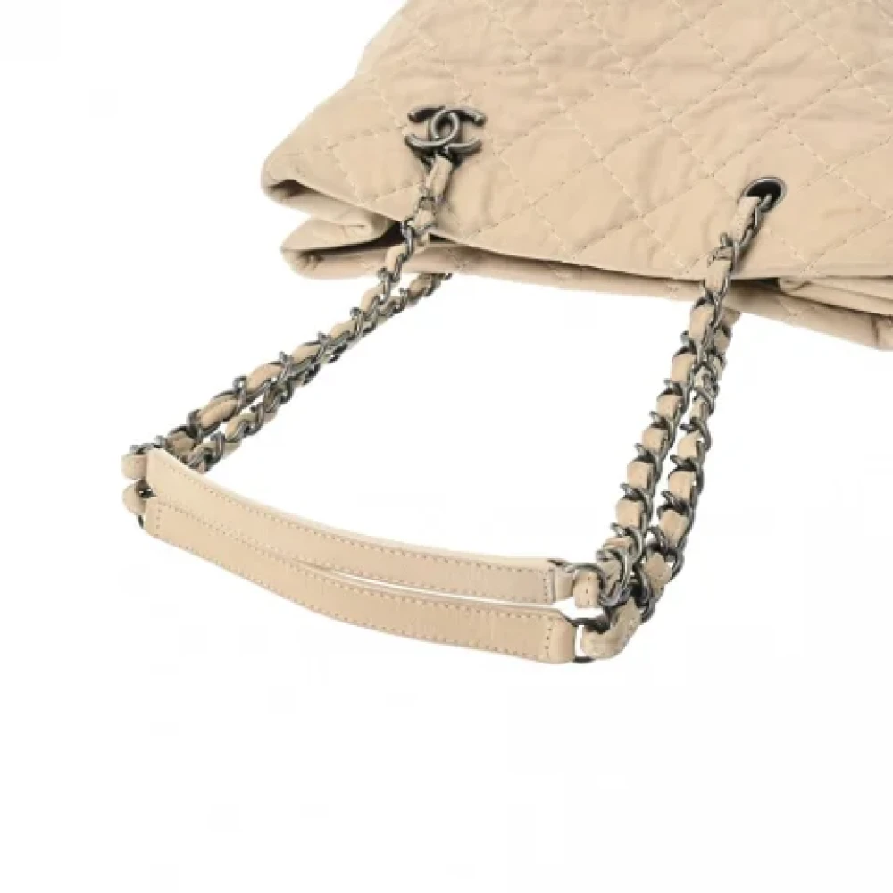 Chanel Vintage Pre-owned Leather totes Beige Dames