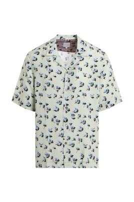 green-shirt-for-men
