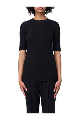 black-cotton-t-shirt