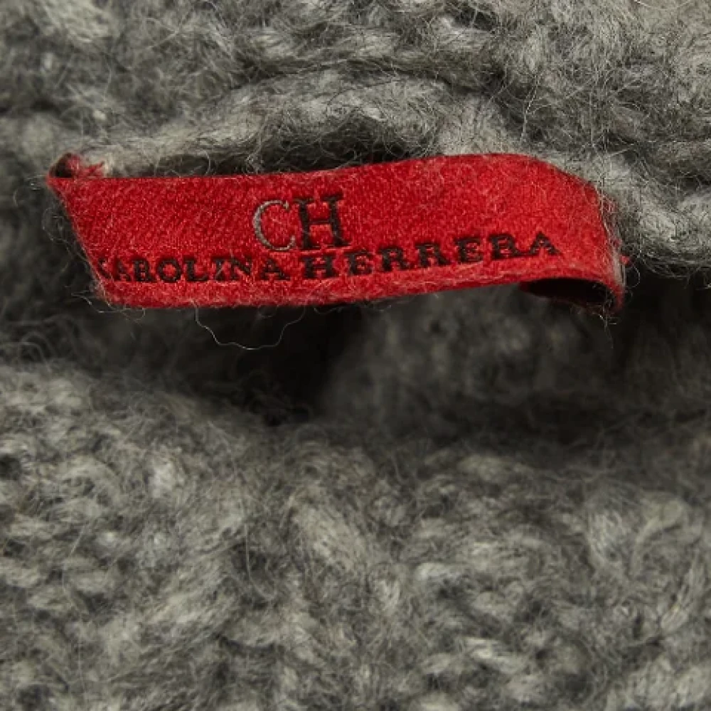 Carolina Herrera Pre-owned Knit tops Gray Dames