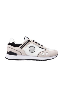 travis-sport-bold-sneakers