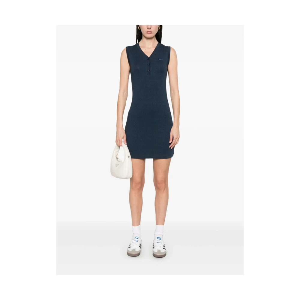 Maison Kitsuné Pruisisch Blauwe V-hals Mouwloze Jurk Blue Dames
