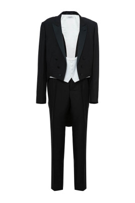 single-breasted-suit-set
