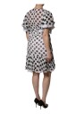 robe-trapeze-en-soie-a-pois-blancs