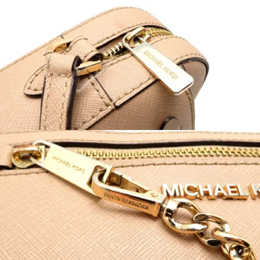 Michael Kors Pre-owned Fabric shoulder-bags Brown Dames