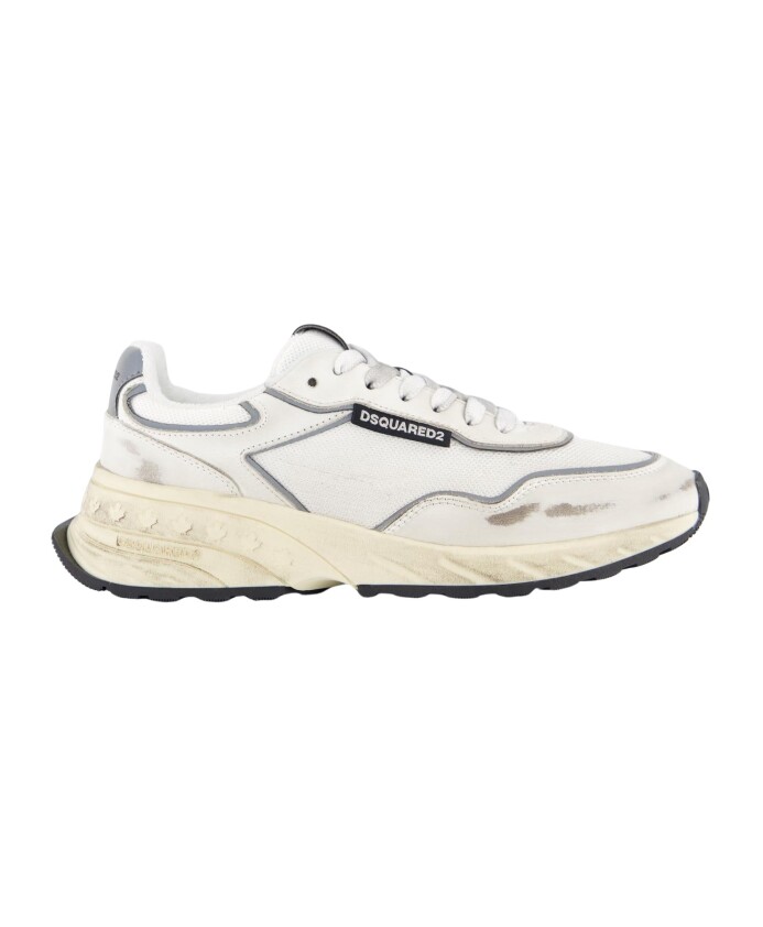 low-top-lace-up-sneakers