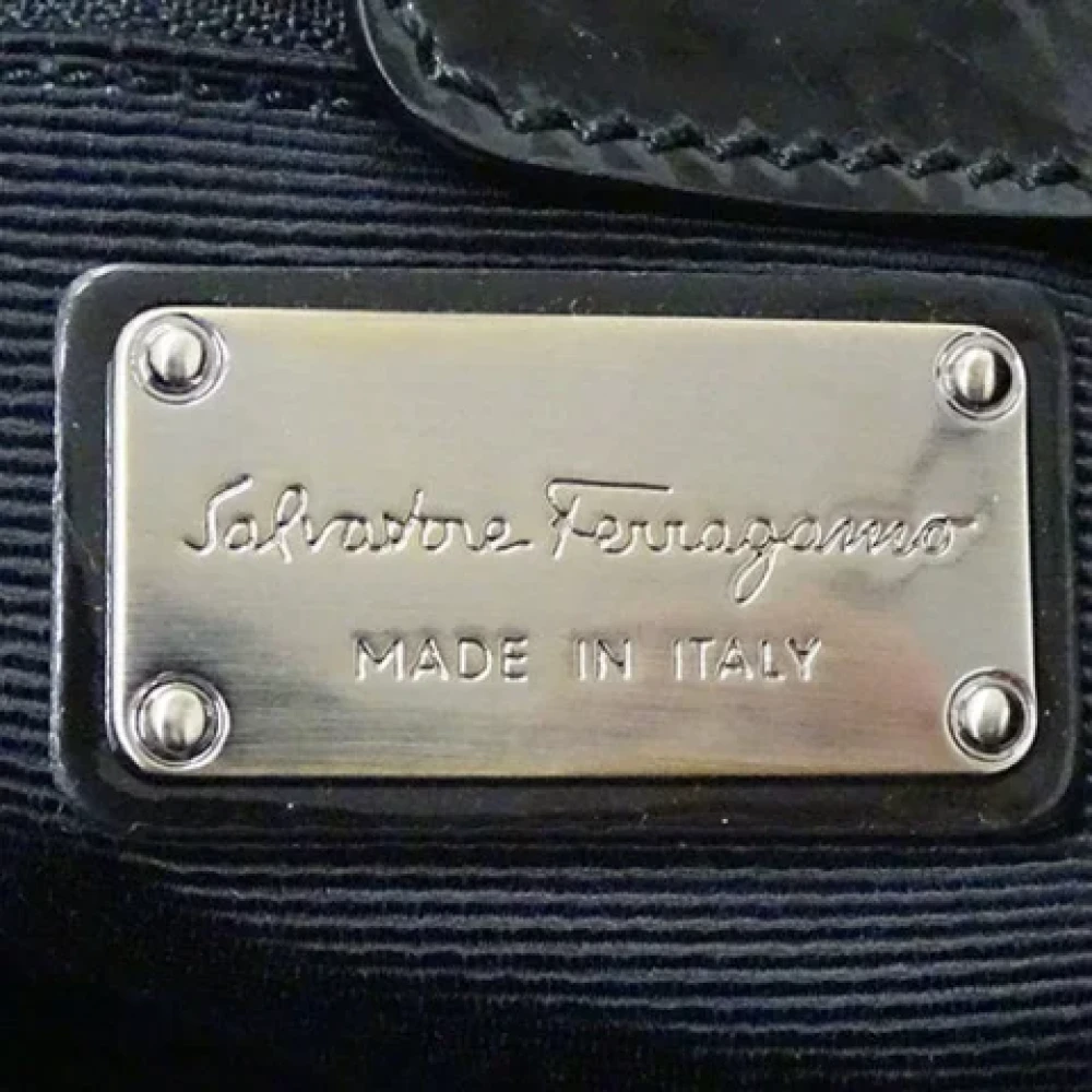 Salvatore Ferragamo Pre-owned Leather handbags Black Dames