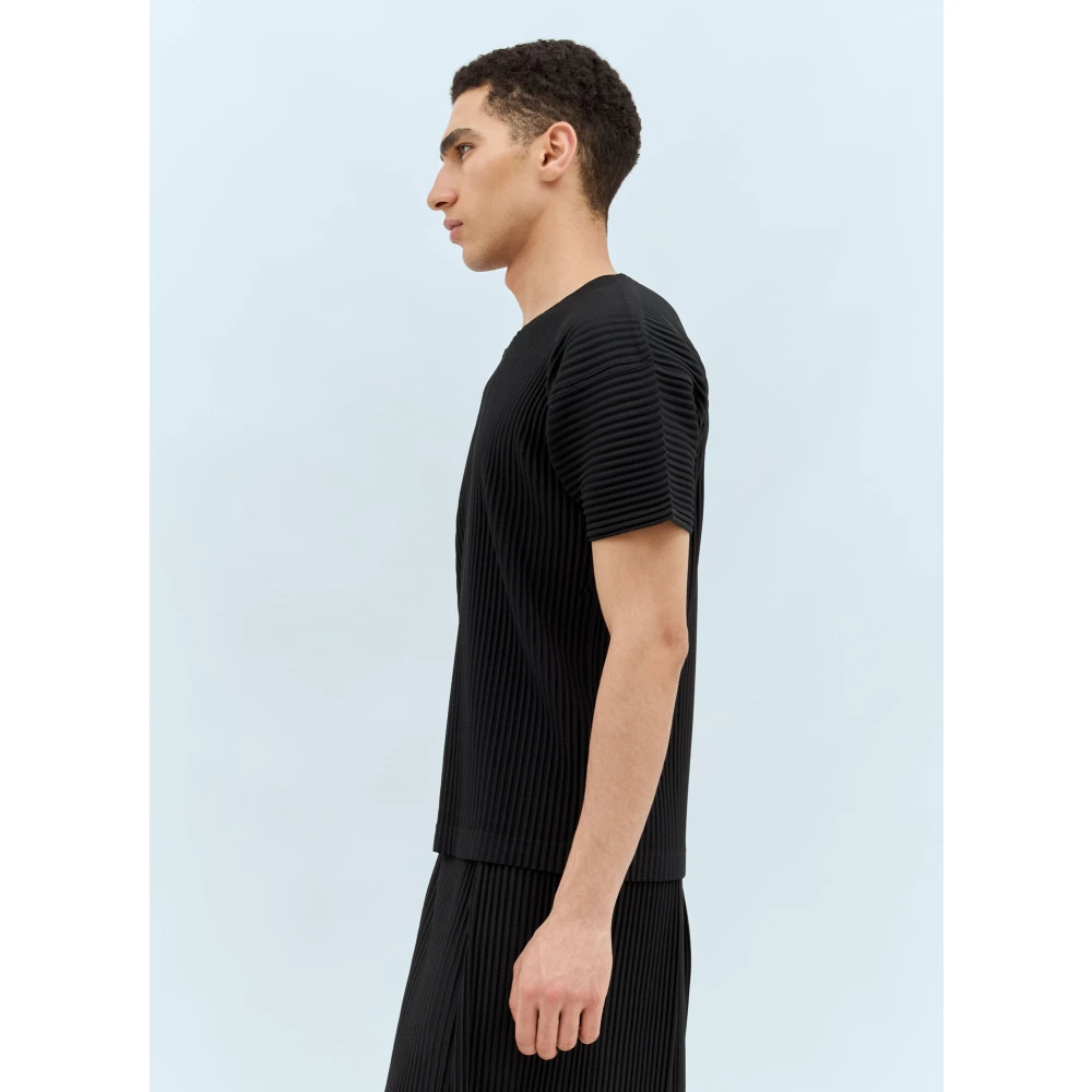 Issey Miyake Geplooide Crewneck T-shirt Black Heren