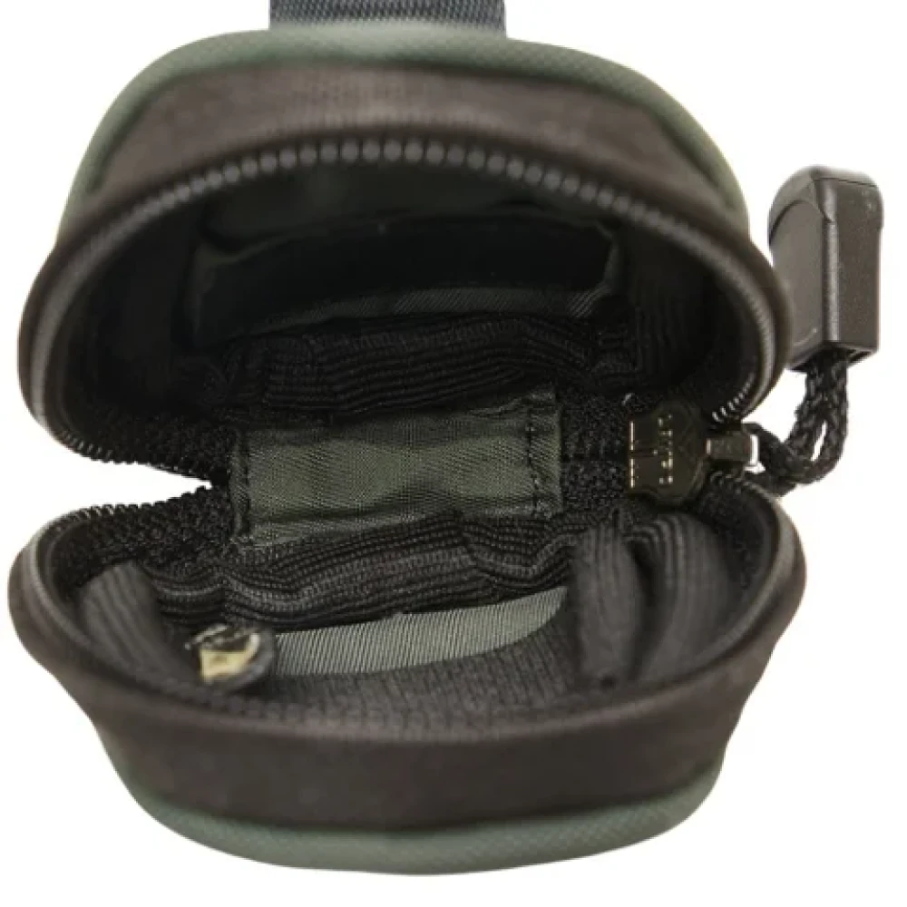 Chanel Vintage Pre-owned Canvas pouches Black Dames
