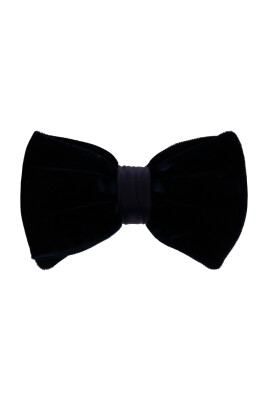 velvet-bow-tie