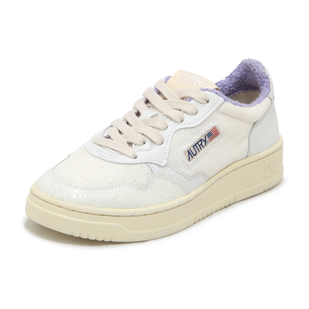 Autry Women's White Medalist Low Vintage Effect Shoes