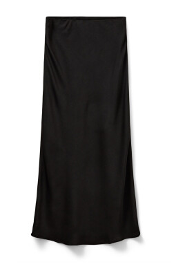 jupe-noire-elegante-woman-safiasw