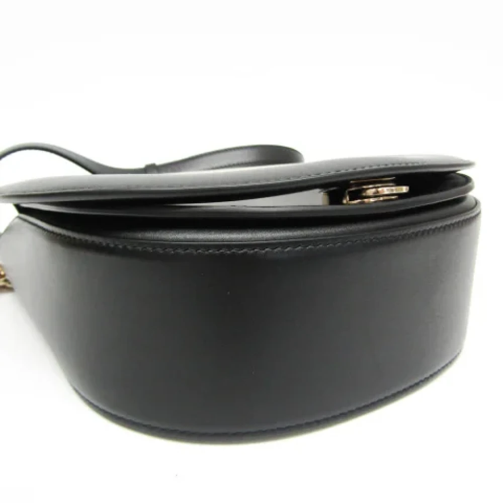 Salvatore Ferragamo Pre-owned Leather shoulder-bags Black Dames
