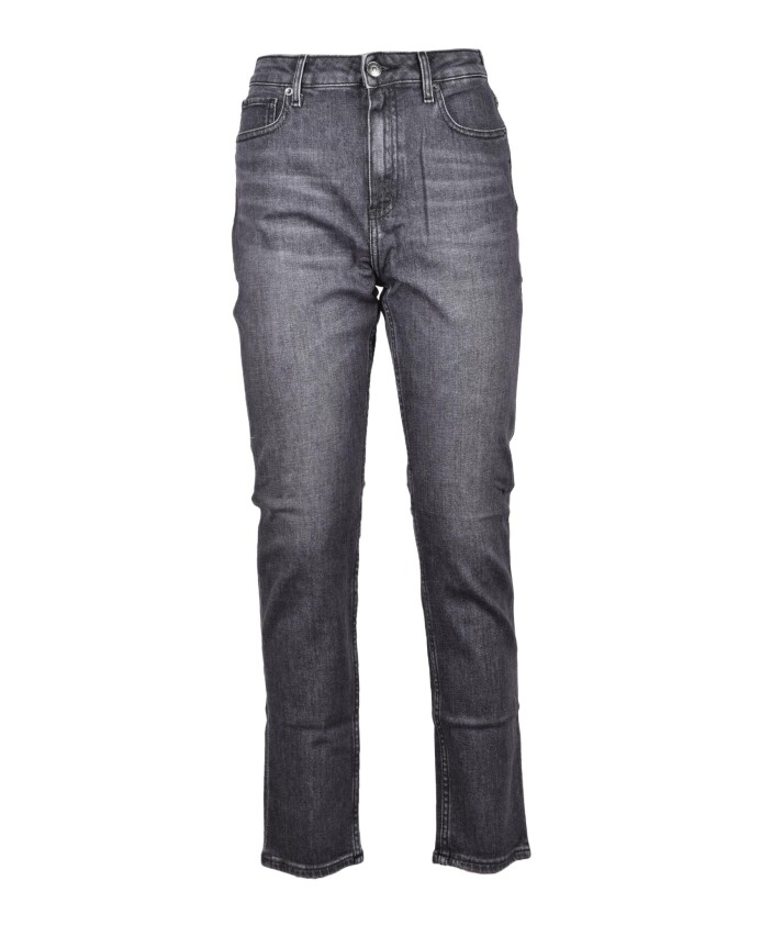 slim-cigarette-jeans