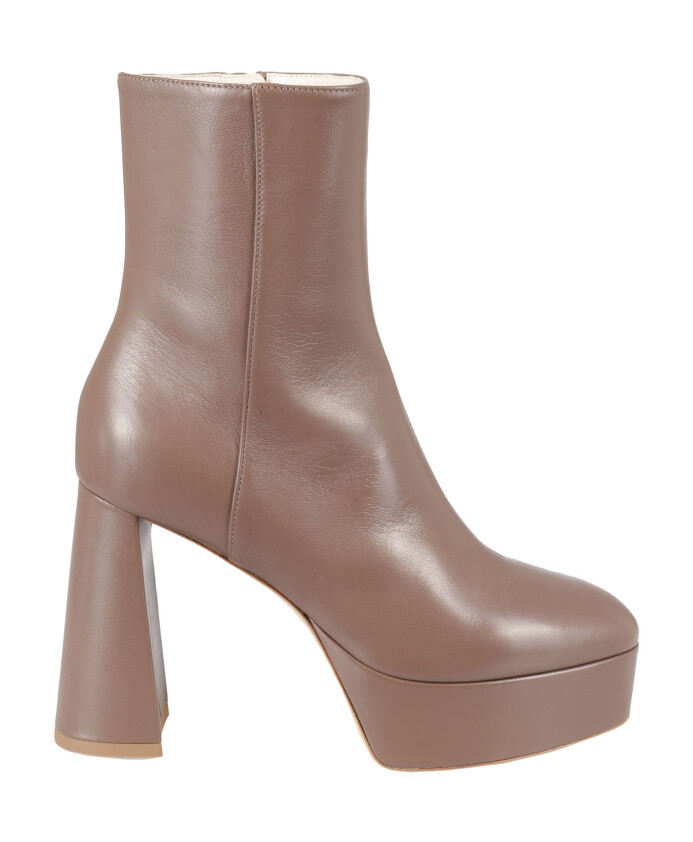 heeled-boots