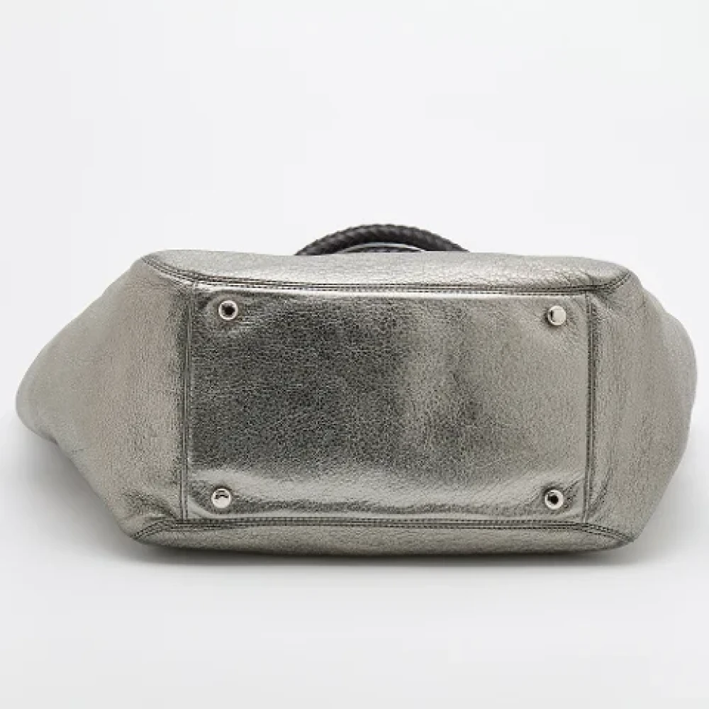 Michael Kors Pre-owned Leather totes Gray Dames