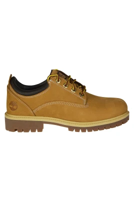 Heritage Lace Up