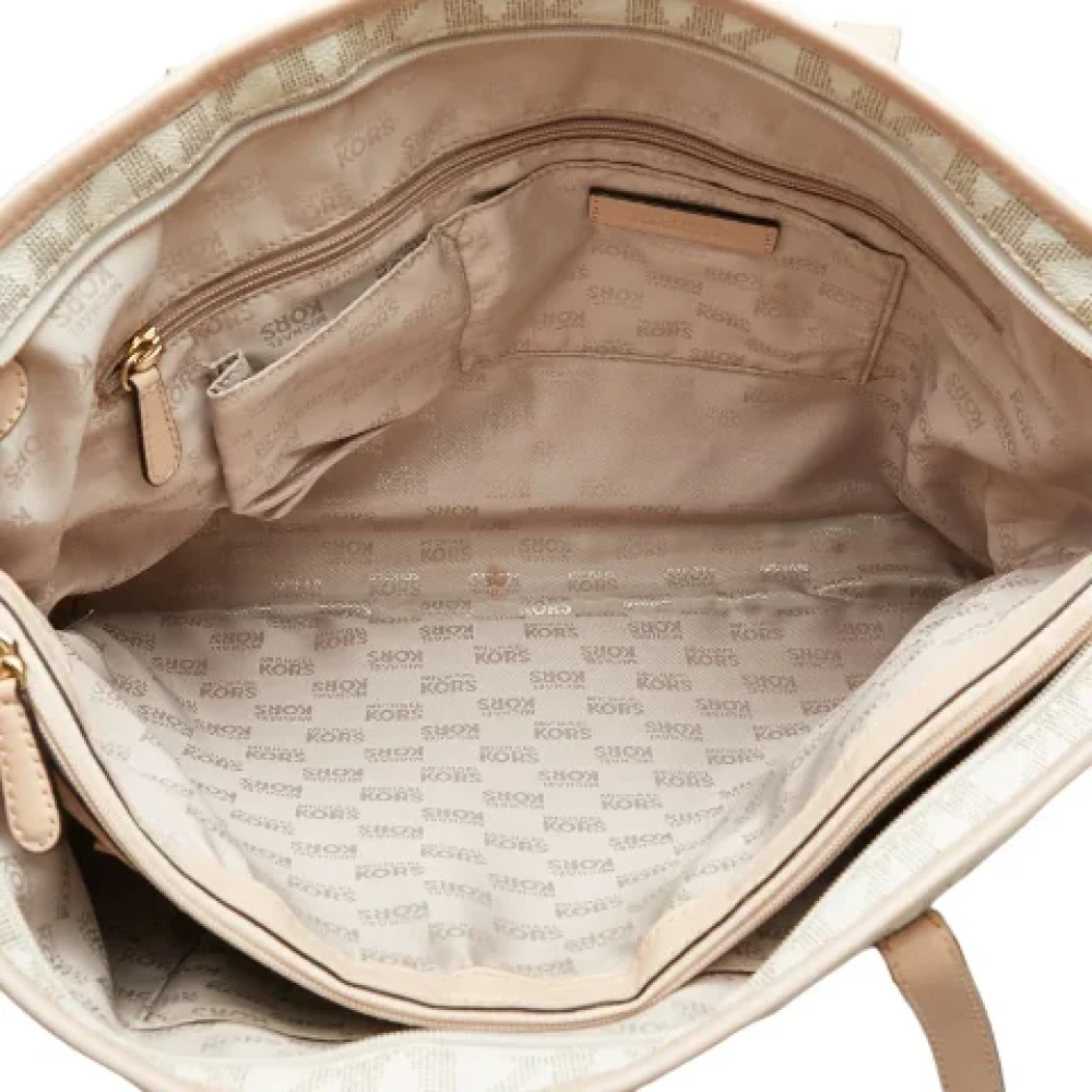Michael Kors Pre-owned Canvas shoulder-bags Beige Dames