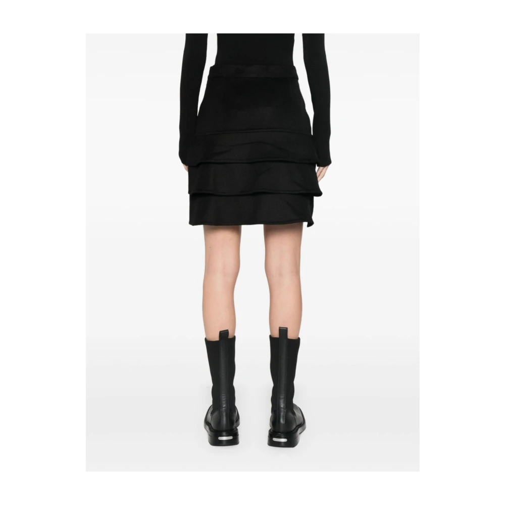 Max Mara Zwarte Geborstelde Rok Laagjes Details Black Dames