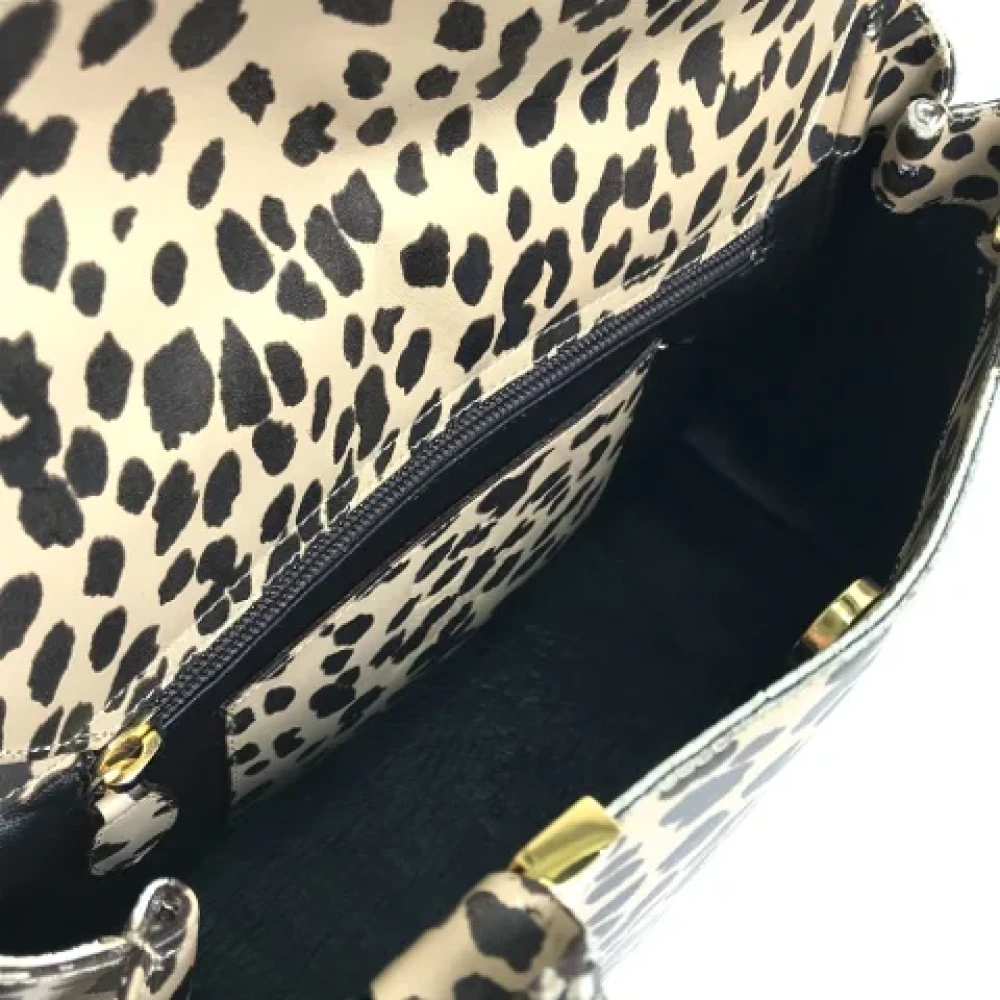 Valentino Vintage Pre-owned Leather handbags Beige Dames