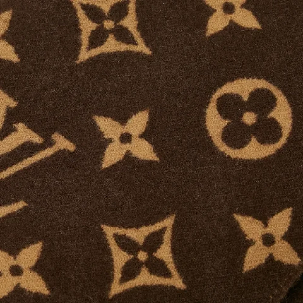 Louis Vuitton Vintage Pre-owned Wool scarves Brown Dames
