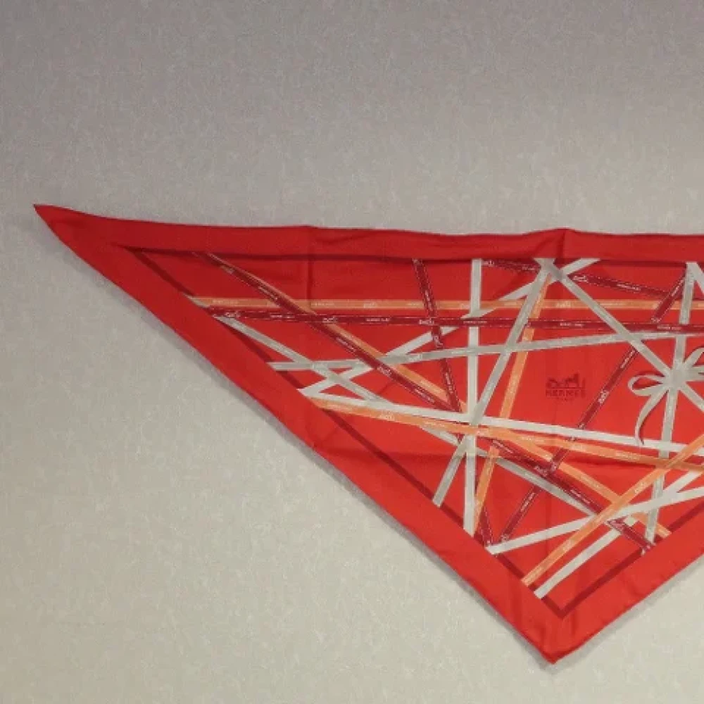 Hermès Vintage Pre-owned Silk scarves Orange Dames