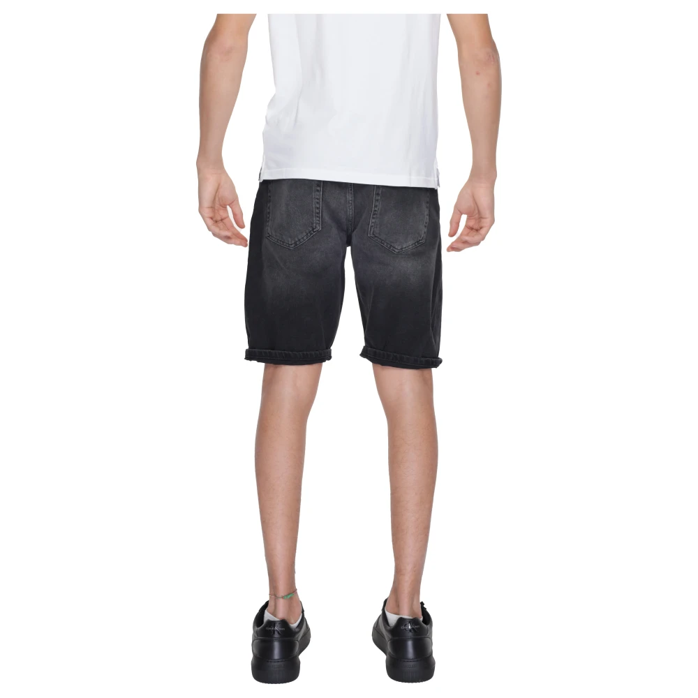 Antony Morato Stijlvolle zwarte katoenen shorts met zakken Black Heren