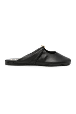 Sandaler med logotypapplikation