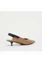 escarpin-en-cuir-a-talon