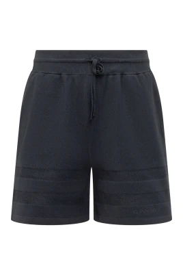 Stickade shorts med meshdetaljer