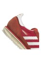 sneakers-rouges-en-daim-avec-semelle-blanche