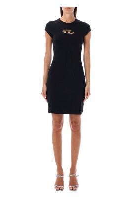 black-dress-with-short-sleeves
