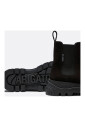 chelsea-boot-en-daim-semelle-elevee