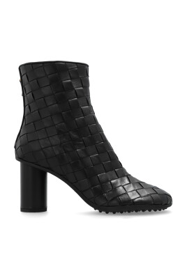 klackade-ankelboots-atomic