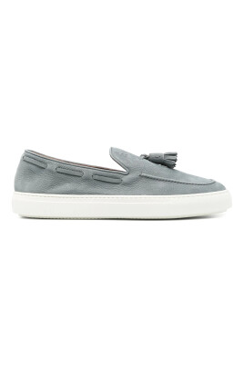 leather-tassel-loafers