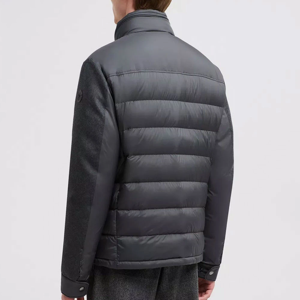 Moncler Korte donsjas met wollen details Gray Heren