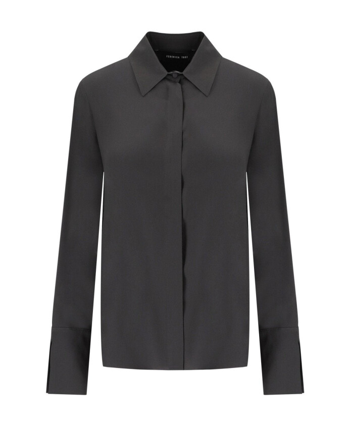 chemise-noire-oversize-en-soie