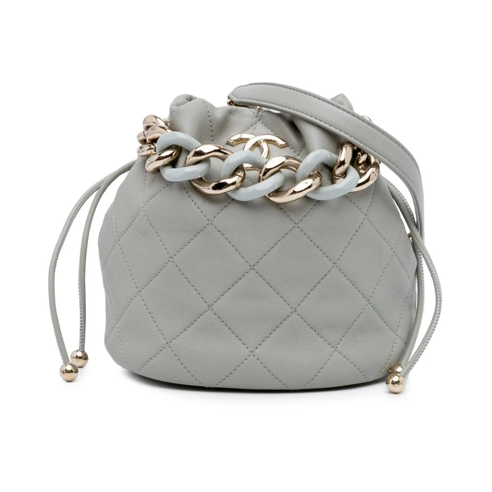Chanel Vintage Women's Gray Pre-Owned Quilted Leather Bucket Bag With Chain Strap