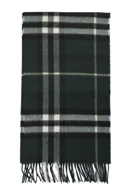 luxury-black-check-scarf-aw25